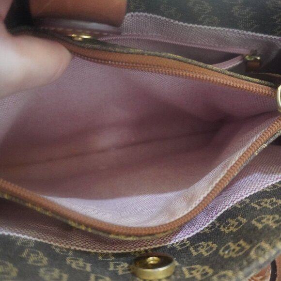 Classic Vintage Dooney & Bourke Monogram Tote - Excellent Condition! - Picture 5 of 16